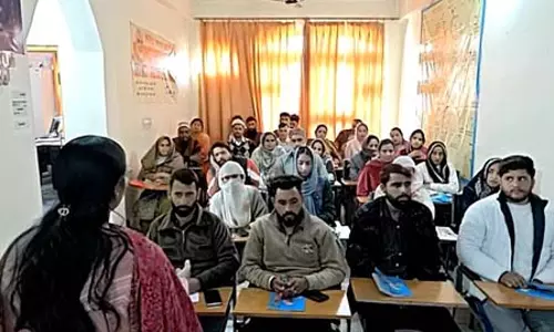 राजौरी में PMEGP के तहत 35 युवाओं ने शुरू की आंत्रप्रेन्योरशिप ट्रेनिंग राजौरी में PMEGP के तहत 35 युवाओं ने शुरू की आंत्रप्रेन्योरशिप ट्रेनिंग