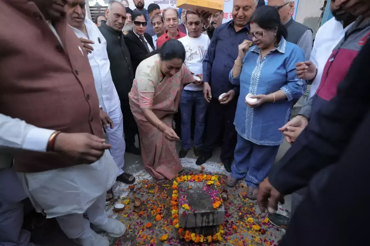 New Delhi: मुख्यमंत्री रेखा गुप्ता ने शालीमार बाग में विकास कार्यों का उद्घाटन किया New Delhi: मुख्यमंत्री रेखा गुप्ता ने शालीमार बाग में विकास कार्यों का उद्घाटन किया