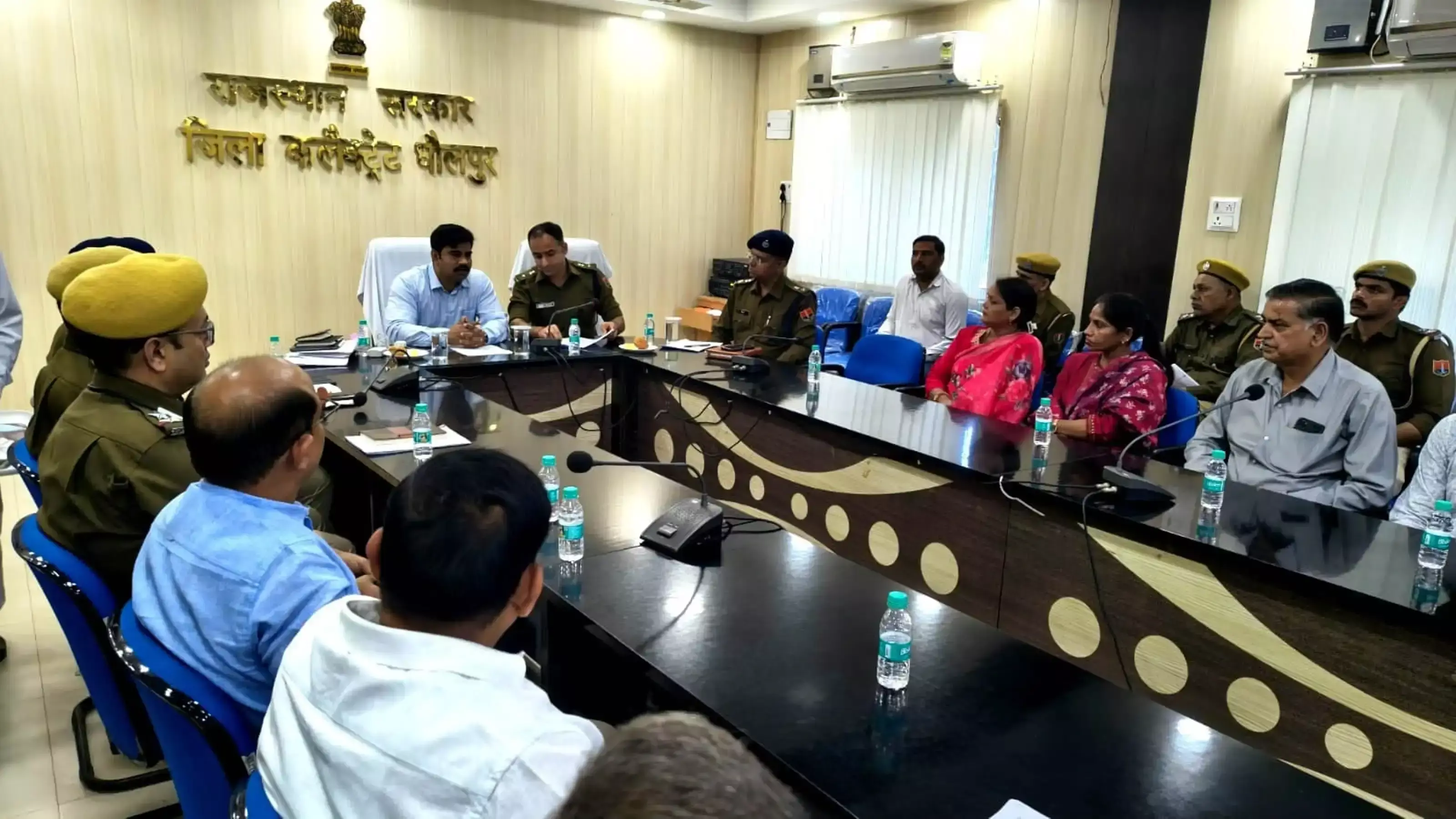 Dholpur: डीएम ने समाज में सौहार्द बनाए रखने की अपील की