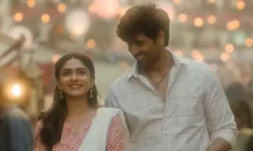 ‘डकैत: एक प्रेम कथा’ का लेटेस्ट सॉन्ग ‘Rubaru’ रिलीज, फैंस में उत्साह ‘डकैत: एक प्रेम कथा’ का लेटेस्ट सॉन्ग ‘Rubaru’ रिलीज, फैंस में उत्साह