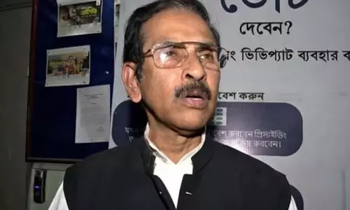 Congress अध्यक्ष ने एक चरण में चुनाव की मांग की, मतदाता सूची में गड़बड़ी पर आंदोलन की चेतावनी Congress अध्यक्ष ने एक चरण में चुनाव की मांग की, मतदाता सूची में गड़बड़ी पर आंदोलन की चेतावनी