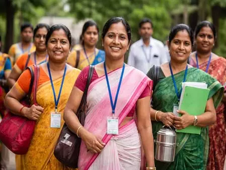 तमिलनाडु सरकार ने न्यूट्रिशन और आंगनवाड़ी वर्कर्स के लिए पेंशन, रिटायरमेंट बेनिफिट्स बढ़ाए तमिलनाडु सरकार ने न्यूट्रिशन और आंगनवाड़ी वर्कर्स के लिए पेंशन, रिटायरमेंट बेनिफिट्स बढ़ाए
