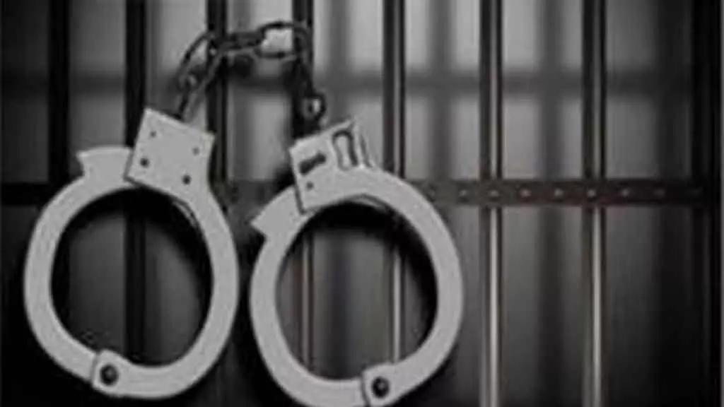 Tamil Nadu : प्राइवेट अम्यूजमेंट पार्क के रोलर कोस्टर एक्सीडेंट में कॉलेज स्टूडेंट घायल Tamil Nadu : प्राइवेट अम्यूजमेंट पार्क के रोलर कोस्टर एक्सीडेंट में कॉलेज स्टूडेंट घायल