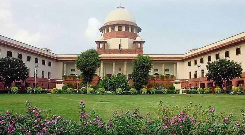 सुप्रीम कोर्ट कॉलेजियम ने Punjab-Haryana HC जज का आंध्र प्रदेश HC ट्रांसफर करने की सिफारिश की सुप्रीम कोर्ट कॉलेजियम ने Punjab-Haryana HC जज का आंध्र प्रदेश HC ट्रांसफर करने की सिफारिश की
