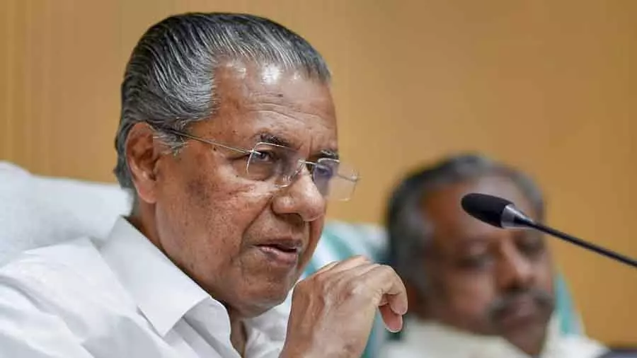 रामायण जैसे महाकाव्यों को पढ़ने से मेरे चरित्र पर असर पड़ा है: Kerala CM रामायण जैसे महाकाव्यों को पढ़ने से मेरे चरित्र पर असर पड़ा है: Kerala CM