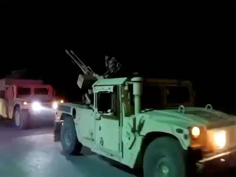 Afghan सेना ने 55 पाक सैनिकों को मारा, पाकिस्तान ने ग़ज़ब लिल हक़ ऑपरेशन से जवाबी कार्रवाई की Afghan सेना ने 55 पाक सैनिकों को मारा, पाकिस्तान ने ग़ज़ब लिल हक़ ऑपरेशन से जवाबी कार्रवाई की