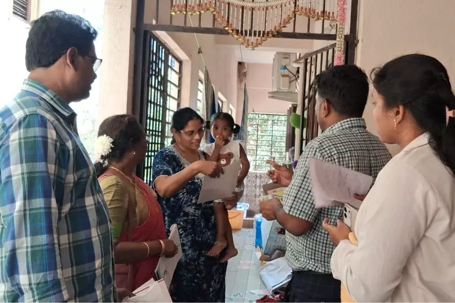 Andhra में दूध में मिलावट से प्रभावित पंद्रह लोग अभी भी अस्पताल में Andhra में दूध में मिलावट से प्रभावित पंद्रह लोग अभी भी अस्पताल में