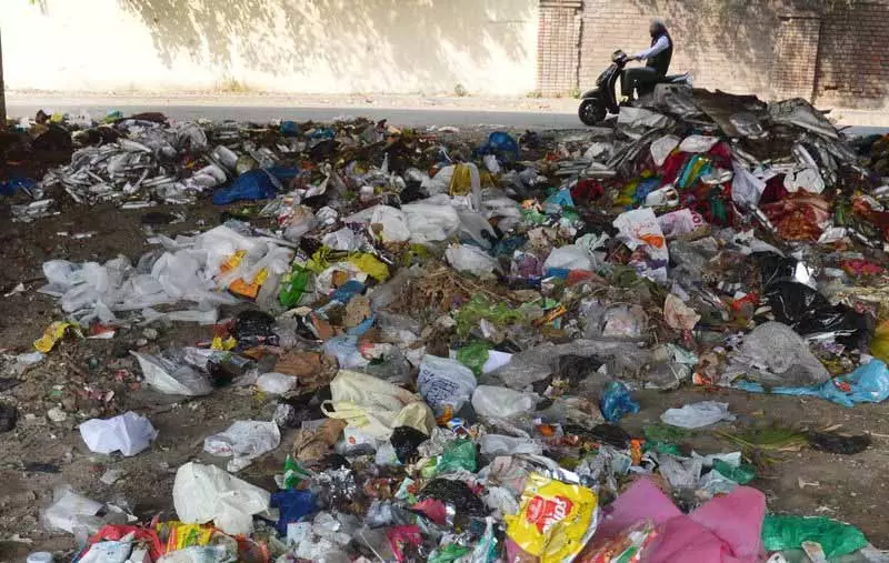 Ludhiana की सफ़ाई सुधारने के लिए रोज़ाना चेकिंग, जुर्माना और ड्राइव Ludhiana की सफ़ाई सुधारने के लिए रोज़ाना चेकिंग, जुर्माना और ड्राइव