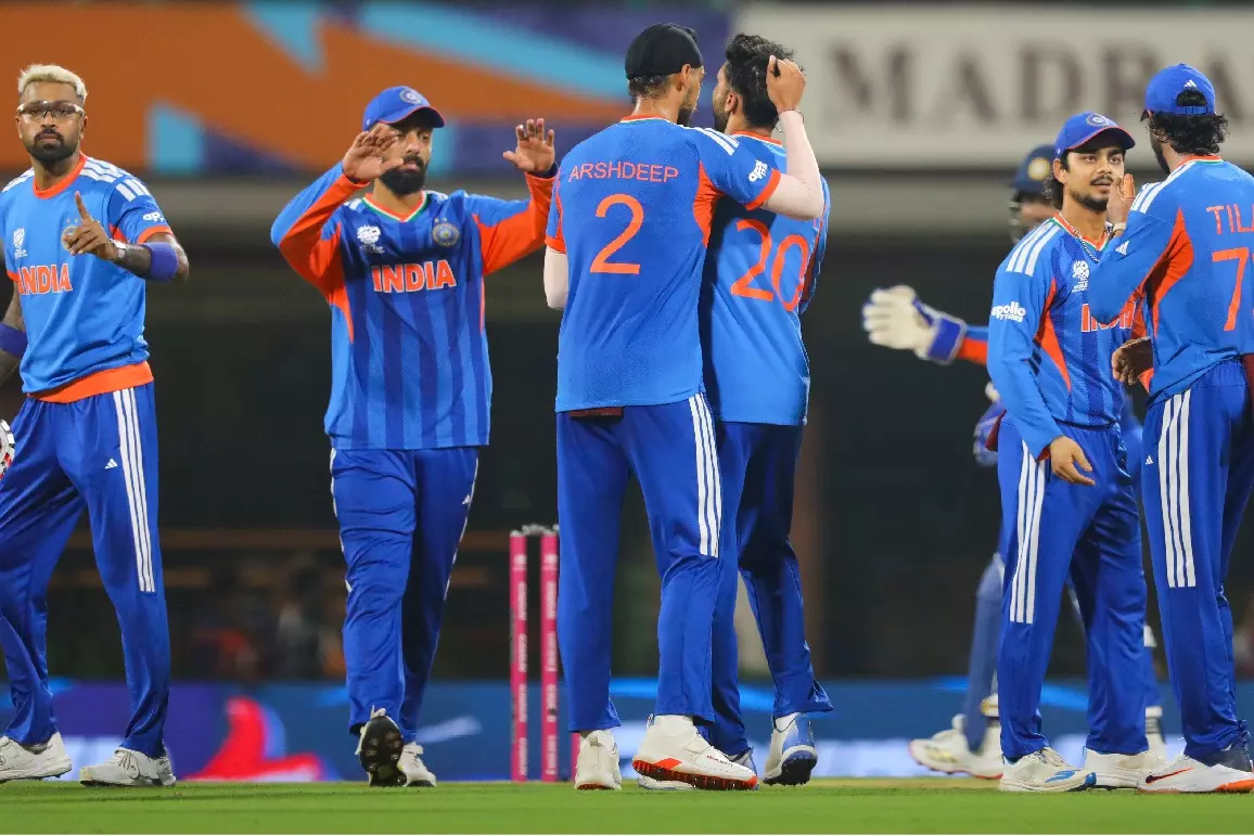 T20 WC: गावस्कर ने कहा, वेस्टइंडीज को हल्के में नहीं लेना चाहिए T20 WC: गावस्कर ने कहा, वेस्टइंडीज को हल्के में नहीं लेना चाहिए
