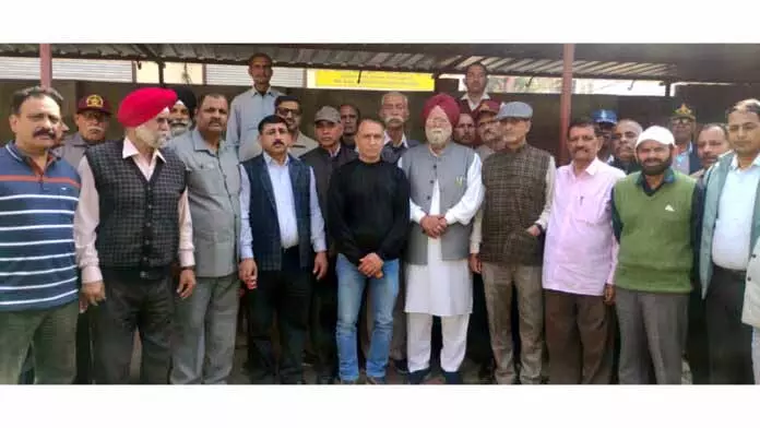 JAMMU: पूर्व सैनिक कल्याण संघ ने मुद्दे उठाए JAMMU: पूर्व सैनिक कल्याण संघ ने मुद्दे उठाए