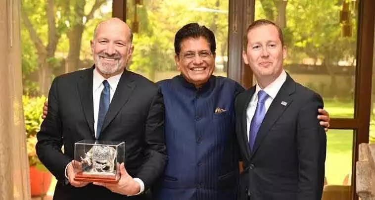 गोयल ने US कॉमर्स सेक्रेटरी लुटनिक से मुलाकात की, ट्रेड और इकोनॉमिक पार्टनरशिप पर चर्चा की गोयल ने US कॉमर्स सेक्रेटरी लुटनिक से मुलाकात की, ट्रेड और इकोनॉमिक पार्टनरशिप पर चर्चा की