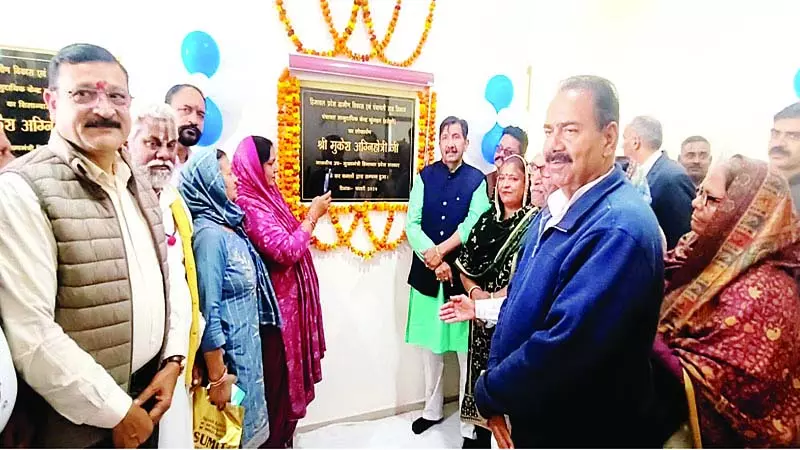 उपमुख्यमंत्री ने कुंगड़त पंचायत सामुदायिक केंद्र का किया लोकार्पण उपमुख्यमंत्री ने कुंगड़त पंचायत सामुदायिक केंद्र का किया लोकार्पण