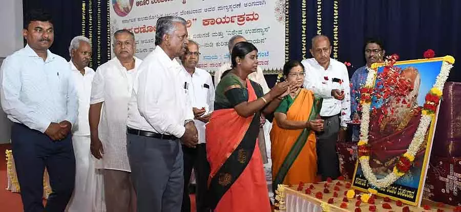 Karnataka के एकीकरण में आलू का योगदान बहुत बड़ा है: एडिशनल डिप्टी कमिश्नर Karnataka के एकीकरण में आलू का योगदान बहुत बड़ा है: एडिशनल डिप्टी कमिश्नर