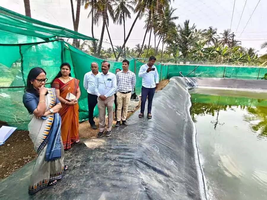Chamarajanagar : जिला प्रभारी सचिव ने छात्रावासों, आंगनवाड़ियों का दौरा किया Chamarajanagar : जिला प्रभारी सचिव ने छात्रावासों, आंगनवाड़ियों का दौरा किया