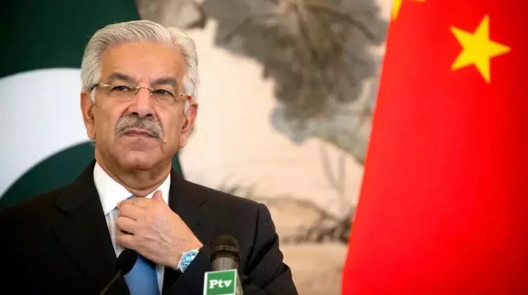 Khawaja Asif का दावा, तालिबान अफगान सीमा पर भारत के प्रॉक्सी के तौर पर काम करता Khawaja Asif का दावा, तालिबान अफगान सीमा पर भारत के प्रॉक्सी के तौर पर काम करता