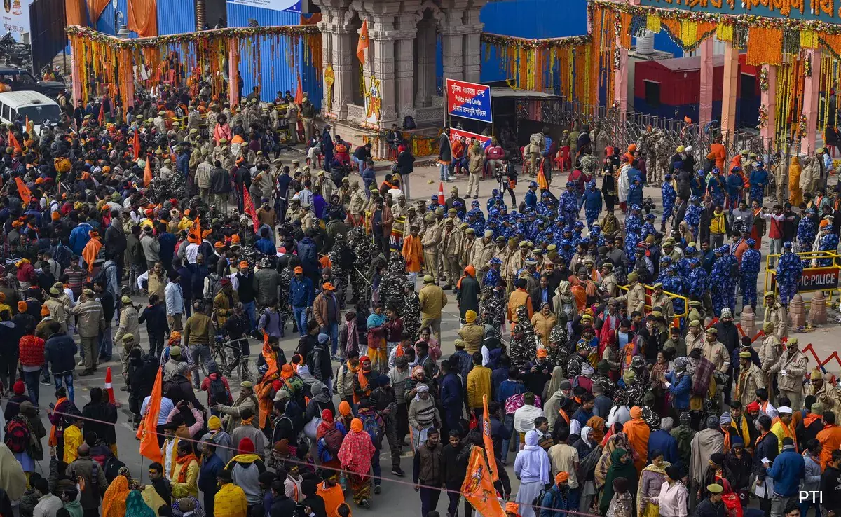 Khandva: रामलला के दर्शन को लेकर श्रद्धालुओं में उत्साह, श्रद्धालुओं को प्रशासन ने दी शुभकामनाएं Khandva: रामलला के दर्शन को लेकर श्रद्धालुओं में उत्साह, श्रद्धालुओं को प्रशासन ने दी शुभकामनाएं