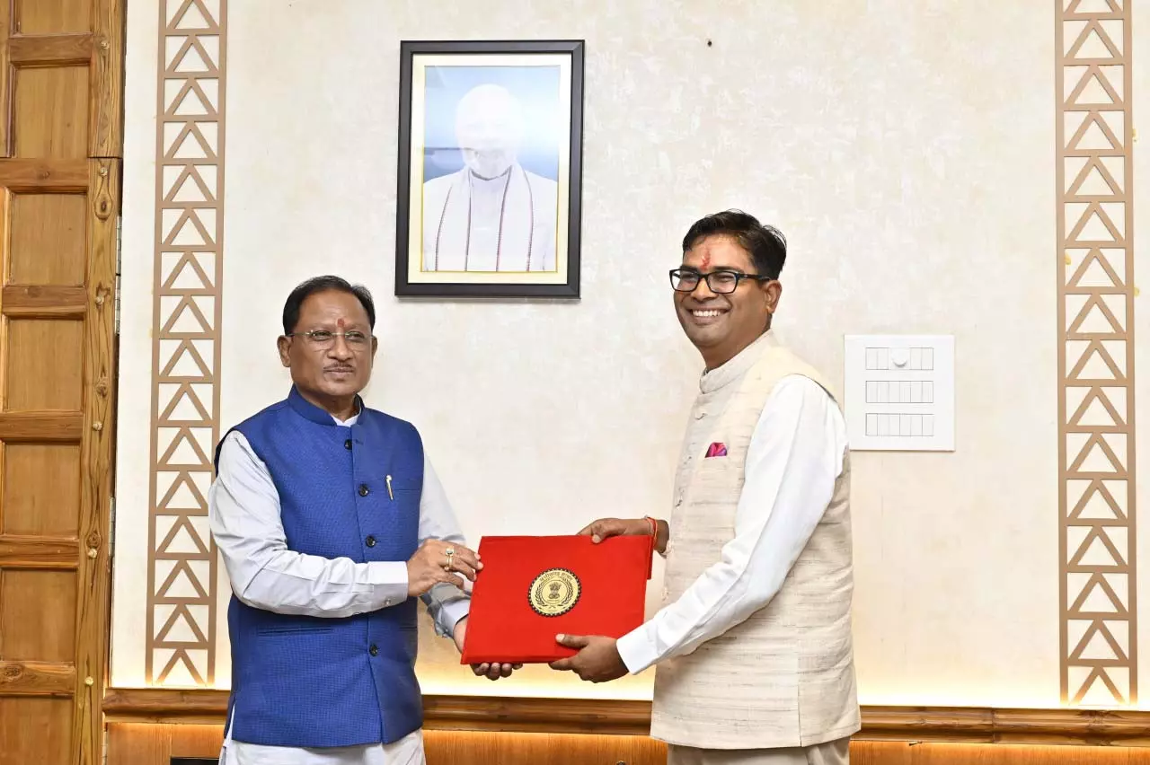 छत्तीसगढ़ का ‘संकल्प’ बजट विकसित राज्य का रोडमैप: वित्तमंत्री ओपी चौधरी छत्तीसगढ़ का ‘संकल्प’ बजट विकसित राज्य का रोडमैप: वित्तमंत्री ओपी चौधरी