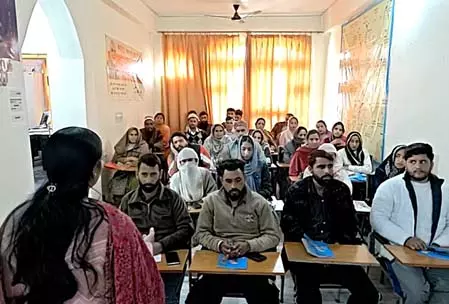 राजौरी में PMEGP के तहत 35 युवाओं ने शुरू की आंत्रप्रेन्योरशिप ट्रेनिंग राजौरी में PMEGP के तहत 35 युवाओं ने शुरू की आंत्रप्रेन्योरशिप ट्रेनिंग