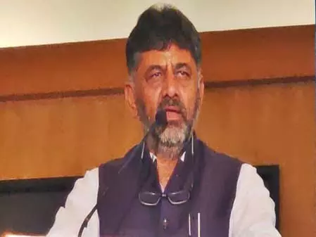 कर्नाटक Congress में हलचल के बीच शिवकुमार ने दिल्ली जुटान से बनाई दूरी कर्नाटक Congress में हलचल के बीच शिवकुमार ने दिल्ली जुटान से बनाई दूरी