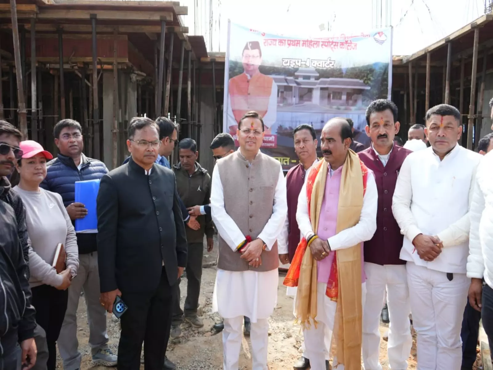 CM ने राज्य के पहले महिला खेल महाविद्यालय के निर्माण कार्य का निरीक्षण किया CM ने राज्य के पहले महिला खेल महाविद्यालय के निर्माण कार्य का निरीक्षण किया