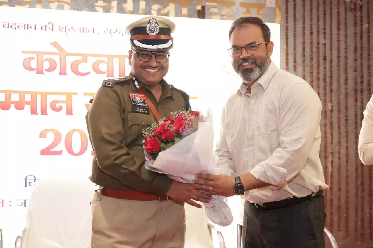 15 दिवसीय आवासीय प्रशिक्षण कार्यक्रम में शामिल हुए IG रामगोपाल गर्ग 15 दिवसीय आवासीय प्रशिक्षण कार्यक्रम में शामिल हुए IG रामगोपाल गर्ग
