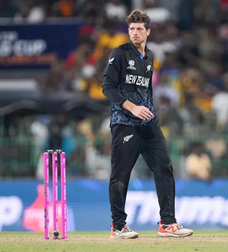 England को जीत का श्रेय देना होगा, उन्होंने शानदार खेल दिखाया : मिचेल सैंटनर England को जीत का श्रेय देना होगा, उन्होंने शानदार खेल दिखाया : मिचेल सैंटनर