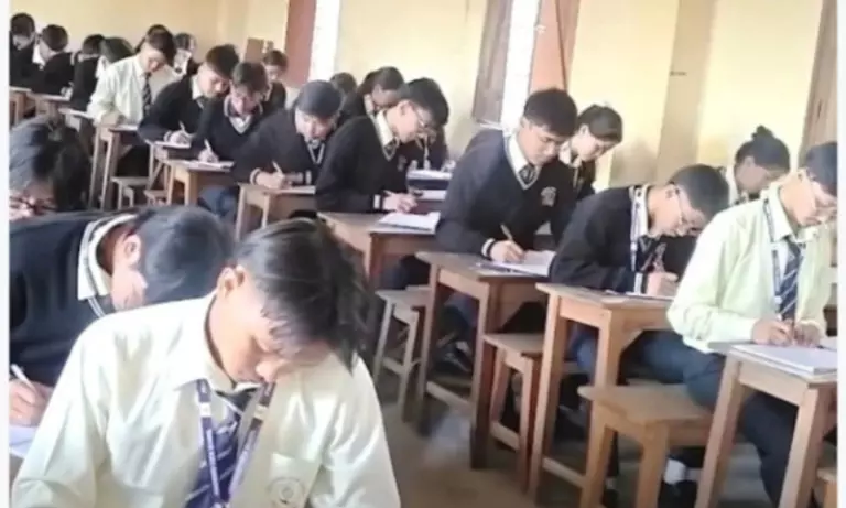 Manipur: BOSEM ने HSLC परीक्षा में गड़बड़ी पर कार्रवाई की, तीन छात्र निकाले गए, दो गिरफ्तार