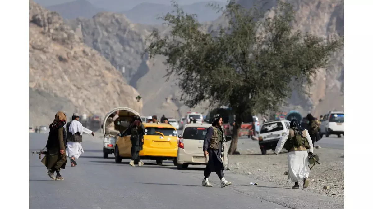Pakistan-Afghanistan dispute: पाक में US दूतावास ने सिक्योरिटी अलर्ट जारी किया Pakistan-Afghanistan dispute: पाक में US दूतावास ने सिक्योरिटी अलर्ट जारी किया