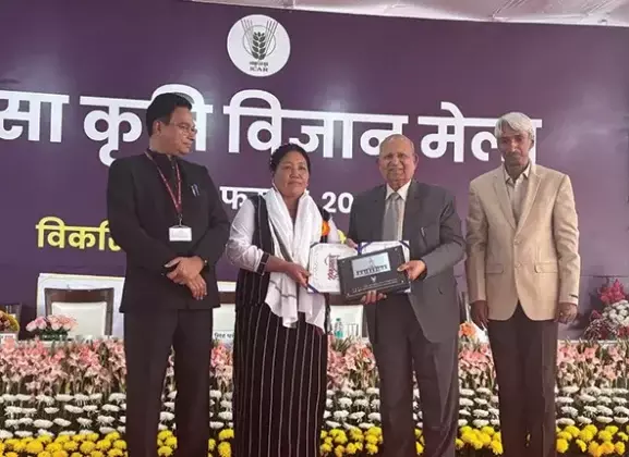 Chochi के मेयर ने इनोवेटिव फार्मर अवार्ड जीता