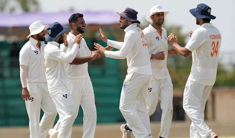 Ranji Trophy: जम्मू-कश्मीर इतिहास रचने की कगार पर Ranji Trophy: जम्मू-कश्मीर इतिहास रचने की कगार पर