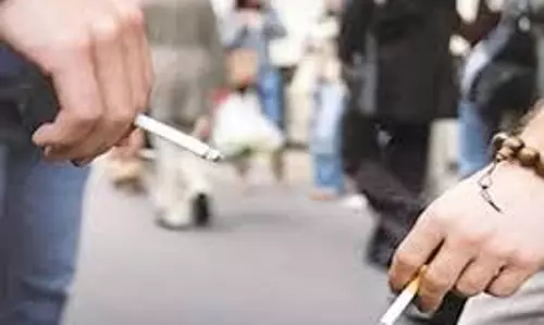 Bihar : सिगरेट के धुएं को लेकर दो समुदायों में झड़प,दो युवक घायल Bihar : सिगरेट के धुएं को लेकर दो समुदायों में झड़प,दो युवक घायल