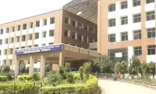 प्रेग्नेंट HIV पॉजिटिव महिला से दुर्व्यवहार, FIR दर्ज प्रेग्नेंट HIV पॉजिटिव महिला से दुर्व्यवहार, FIR दर्ज