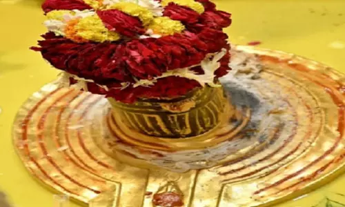 1 मार्च का पंचांग: रवि प्रदोष व्रत से होगी महीने के पहले दिन की शुरुआत, जानें कब से लगेगा राहुकाल