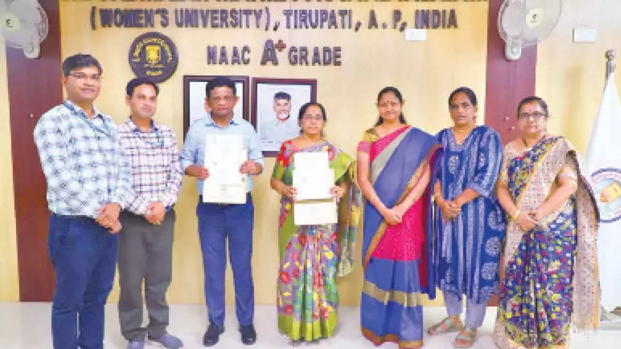 SPMVV ने होम्योपैथिक इलाज पर जॉइंट रिसर्च के लिए CCRH के साथ एग्रीमेंट किया