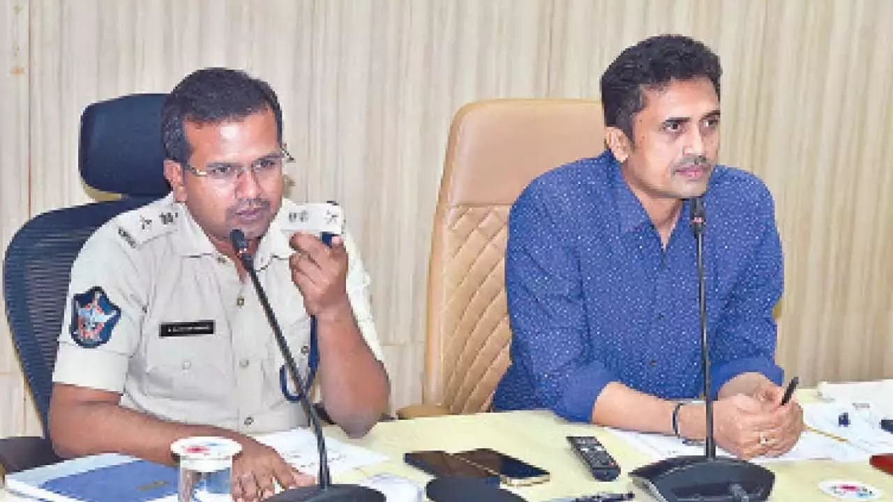Andhra: NCORD रिव्यू और रोड सेफ्टी मीटिंग हुई Andhra: NCORD रिव्यू और रोड सेफ्टी मीटिंग हुई