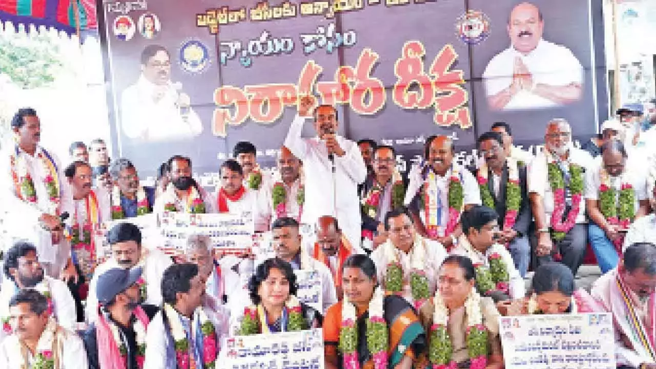 Telangana: नेताओं ने मज़बूत प्रतिनिधित्व के लिए BCs के बीच एकता का आह्वान किया