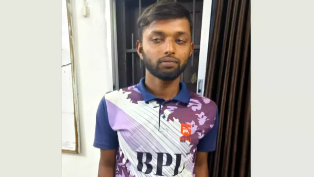 Odishas के बौध में शादी के दो दिन बाद दुल्हन प्रेमी के साथ फरार, पुलिस ने की गिरफ्तारी Odishas के बौध में शादी के दो दिन बाद दुल्हन प्रेमी के साथ फरार, पुलिस ने की गिरफ्तारी