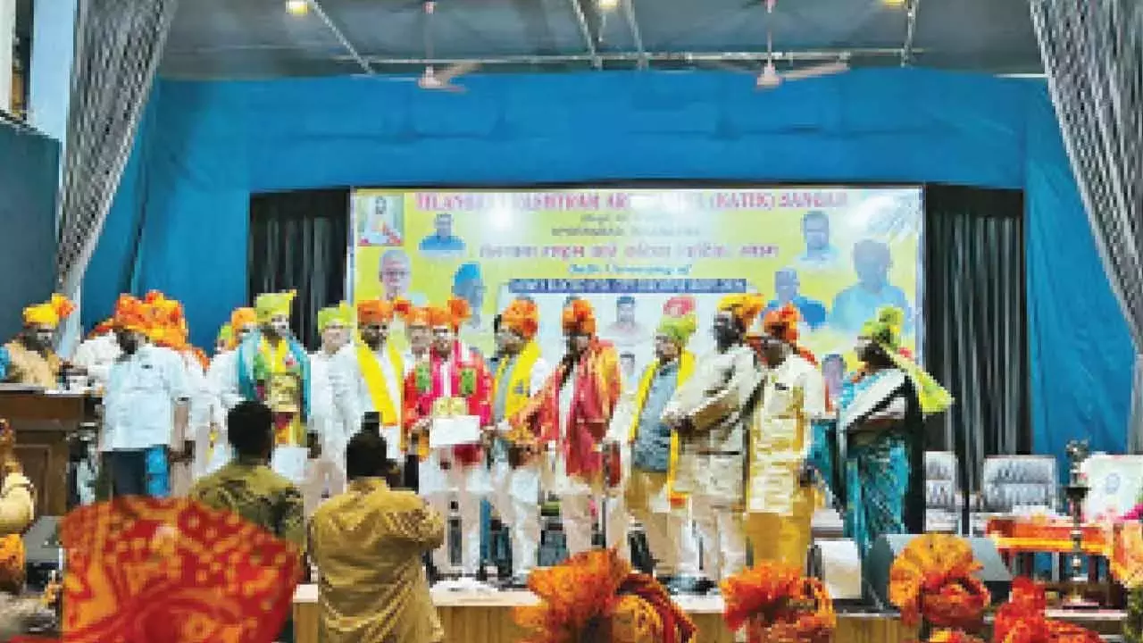 Hyderabad अरे कटिका संघम ने नई नगर निकाय का चुनाव किया Hyderabad अरे कटिका संघम ने नई नगर निकाय का चुनाव किया