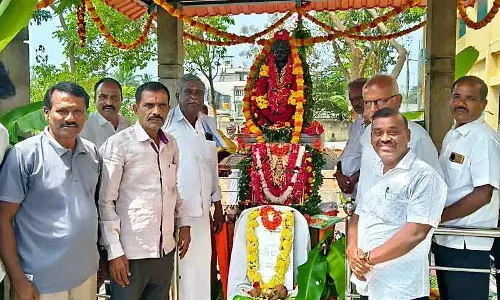 Channapatna: स्वामी विवेकानंद की कांस्य प्रतिमा का अनावरण किया गया Channapatna: स्वामी विवेकानंद की कांस्य प्रतिमा का अनावरण किया गया