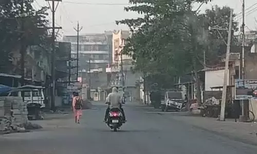 वीडियोग्राफर की सड़क हादसे में मौत, बेकाबू वाहन ने कुचला