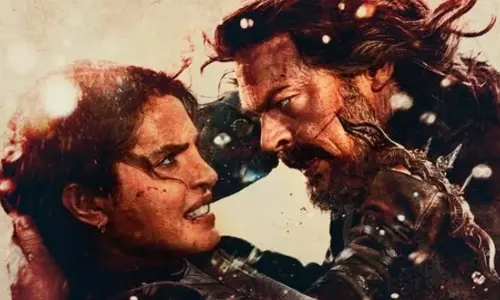 The Bluff ट्विटर रिव्यू The Bluff ट्विटर रिव्यू