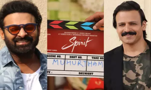 Spirit फर्स्ट लुक: प्रभास की कॉप एक्शन ड्रामा में विलेन के रोल में विवेक ओबेरॉय स्टाइलिश लग रहे Spirit फर्स्ट लुक: प्रभास की कॉप एक्शन ड्रामा में विलेन के रोल में विवेक ओबेरॉय स्टाइलिश लग रहे