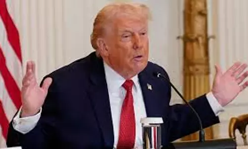 Trump ने ईरानियों से कहा, जब हमारा काम खत्म हो जाए, तो अपनी सरकार संभाल लेना Trump ने ईरानियों से कहा, जब हमारा काम खत्म हो जाए, तो अपनी सरकार संभाल लेना