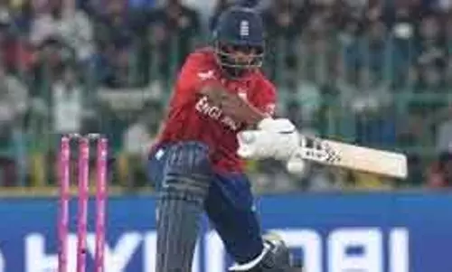 T20 WC में इंग्लैंड ने NZ को चार विकेट से हराया