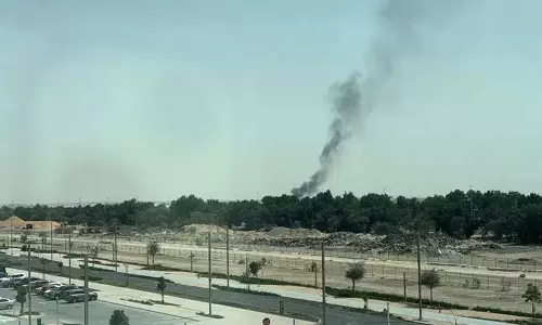 Iran ने US के “बड़े गुस्से” वाले हमलों के बाद जवाबी कार्रवाई की, खाड़ी में मिलिट्री बेस को निशाना बनाया Iran ने US के “बड़े गुस्से” वाले हमलों के बाद जवाबी कार्रवाई की, खाड़ी में मिलिट्री बेस को निशाना बनाया