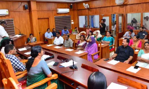 Kerala ; जिला पंचायत बजट में उत्पादकता और रोजगार पर जोर Kerala ; जिला पंचायत बजट में उत्पादकता और रोजगार पर जोर