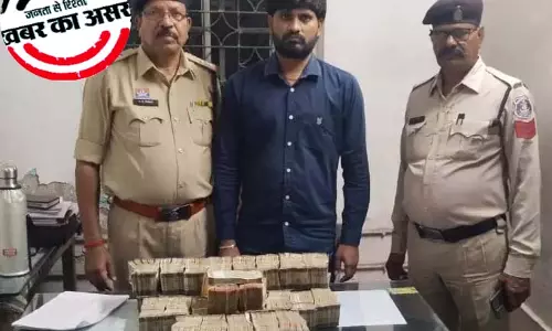 हवाला रकम 75 लाख कैश रायपुर में पकड़ाया, युवक से पूछताछ जारी