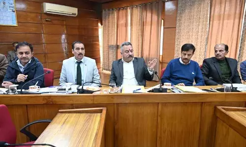 Himachal: शिक्षा मंत्री ने कहा कि मर्ज किए गए स्कूलों की खाली बिल्डिंग्स को बेकार नहीं छोड़ा जाना चाहिए