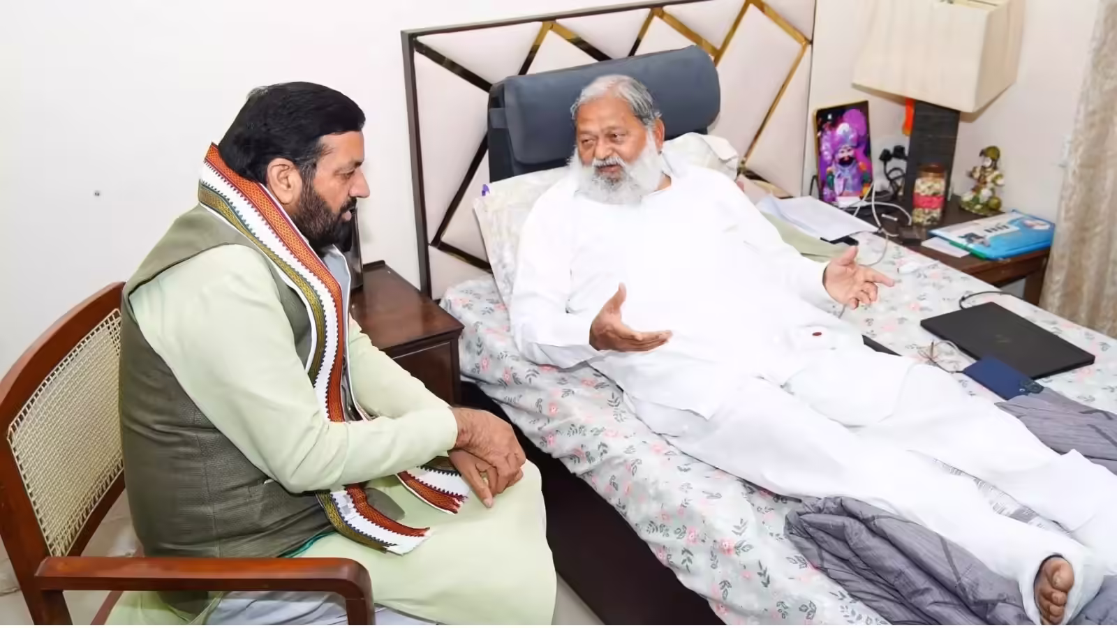 Ambala: सीएम नायब सैनी ने अनिल विज से की मुलाकात