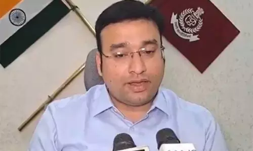Odisha: 12 साल की बच्ची के साथ रेप और मर्डर; आरोपी गिरफ्तार Odisha: 12 साल की बच्ची के साथ रेप और मर्डर; आरोपी गिरफ्तार
